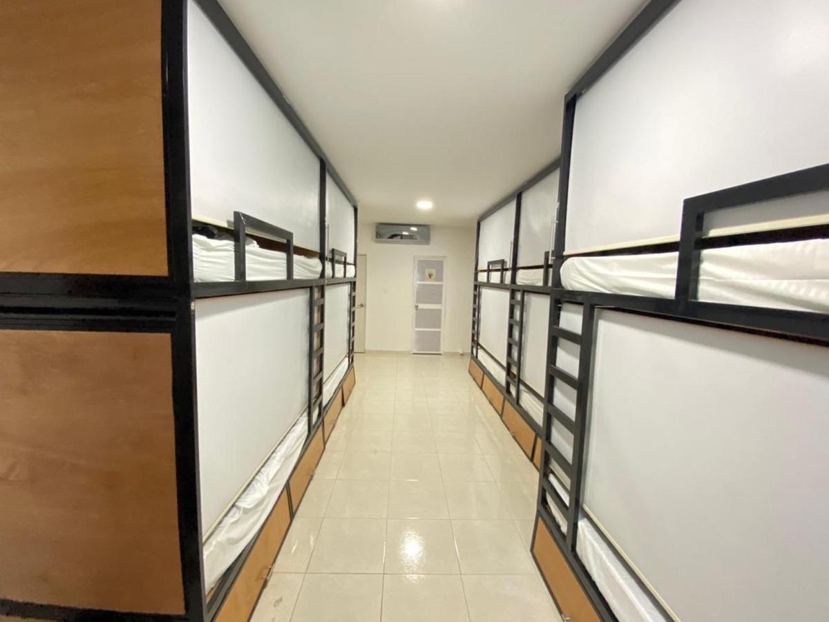Nueve Uno Hostel ริออชชา ภายนอก รูปภาพ